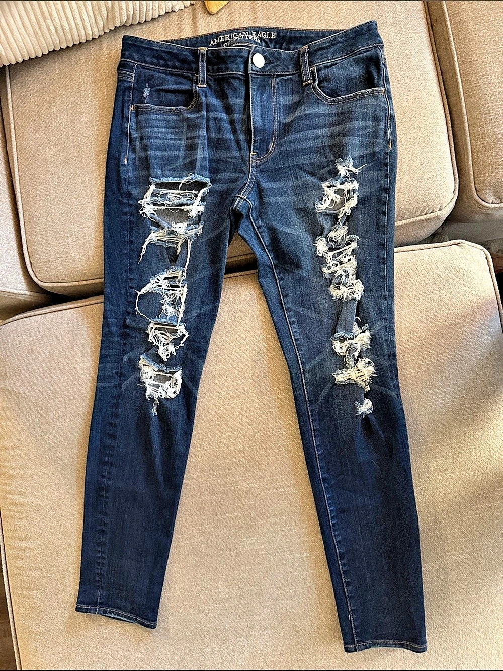 American Eagle Outfitters Boyfriend Distressed Blue Jeans Waist 12
